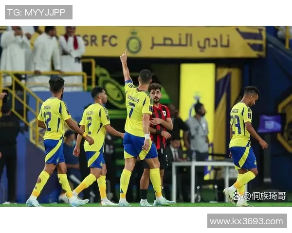 退役足球明星重返赛场挑战自我激情再燃 退役足球明星重返赛场挑战自我激情再燃